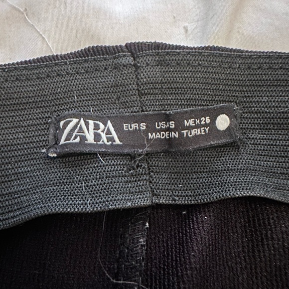 Black pants - Picture 3 of 3